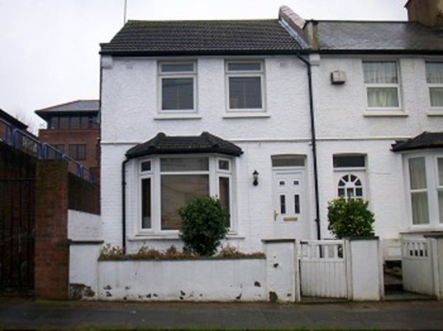  Image of 2 bedroom Cottage to rent in Park Road London N14 at Park Road  Southgate, N14 6HG