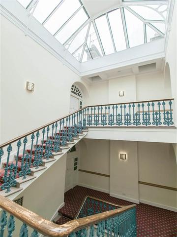 Image of 3 bedroom Flat to rent in Parliament Square Edinburgh EH1 at Old Town Edinburgh Edinburgh, EH1 1RF