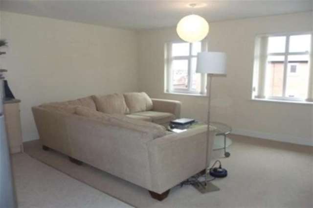  Image of 2 bedroom Flat to rent in Pendle Court Leigh WN7 at Leigh, WN7 3AB