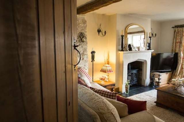  Image of 4 bedroom Cottage for sale in High Street Pensford Bristol BS39 at 129 High Street  Pensford, BS39 4BH