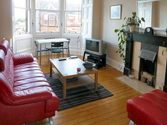  Image of 2 bedroom Flat to rent in Piershill Terrace Edinburgh EH8 at Willowbrae Edinburgh Edinburgh, EH8 7ES