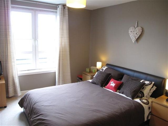  Image of 2 bedroom Flat to rent in Powderhall Rigg Edinburgh EH7 at Broughton Edinburgh Edinburgh, EH7 4GA