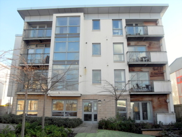  Image of 2 bedroom Flat to rent in Prospecthill Grove Glasgow G42 at Partick Glasgow Glasgow, G42 9LG