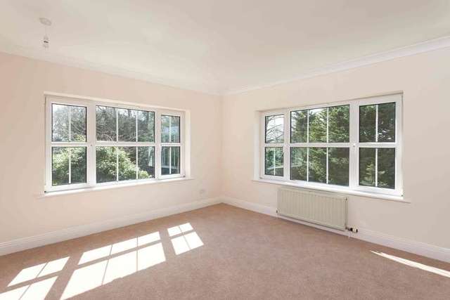  Image of 8 bedroom Detached house for sale in Purbrook Heath Road Purbrook Waterlooville PO7 at Purbrook Waterlooville Hampshire, PO7 5RU