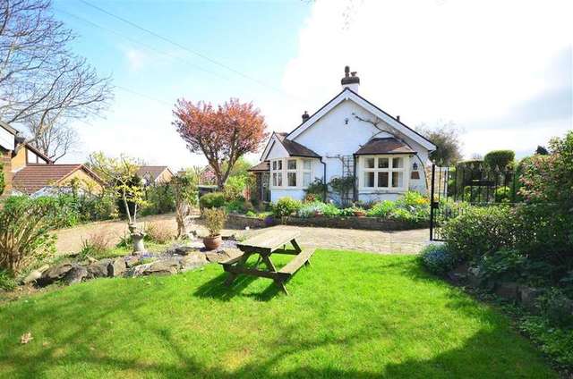  Image of 5 bedroom Bungalow for sale in Quakers Close Hartley Longfield DA3 at Hartley Longfield Longfield, DA3 7EA