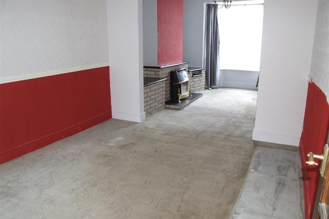  Image of 3 bedroom Terraced house for sale in Queen Street Rushden NN10 at Rushden Northamptonshire Rushden, NN10 0AZ