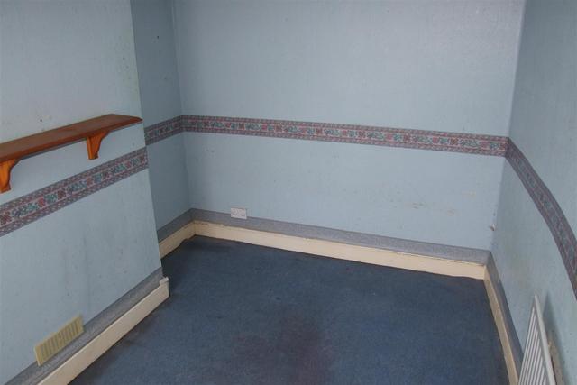  Image of 3 bedroom Terraced house for sale in Queen Street Rushden NN10 at Rushden Northamptonshire Rushden, NN10 0AZ