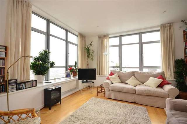  Image of 2 bedroom Apartment for sale in Queens Road Brighton BN1 at Brighton East Sussex Brighton, BN1 3ZA