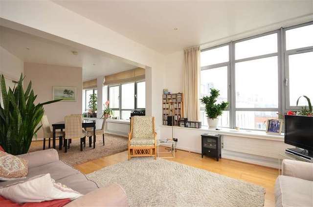  Image of 2 bedroom Apartment for sale in Queens Road Brighton BN1 at Brighton East Sussex Brighton, BN1 3ZA