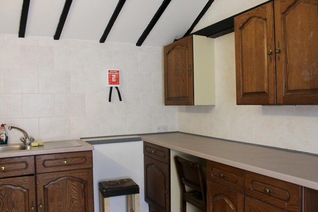  Image of 2 bedroom Maisonette to rent in Queen Street Horsham RH13 at Horsham, RH13 5AA