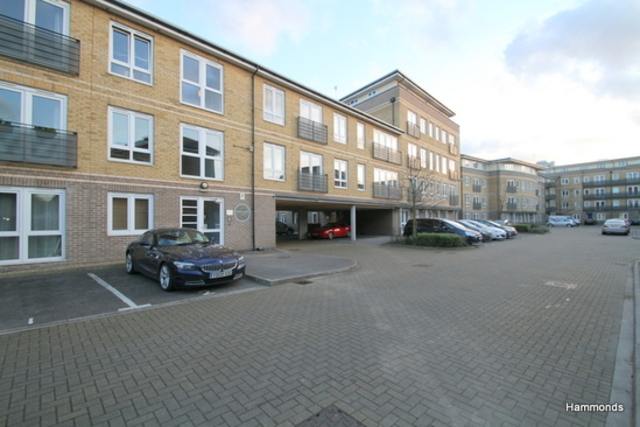  Image of 1 bedroom Apartment to rent in Hereford Road London E3 at Queensgate House  London, E3 2FN