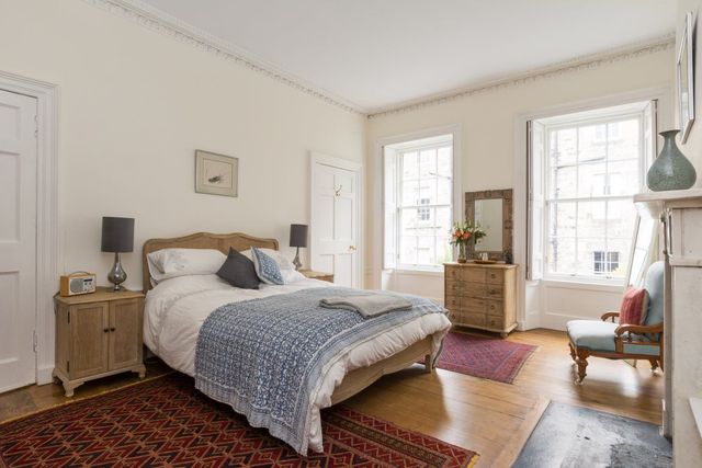  Image of 3 bedroom Detached house to rent in Raeburn Street Edinburgh EH4 at Stockbridge Edinburgh Edinburgh, EH4 1HY
