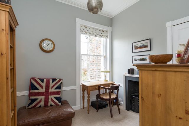  Image of 3 bedroom Detached house to rent in Raeburn Street Edinburgh EH4 at Stockbridge Edinburgh Edinburgh, EH4 1HY