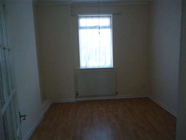  Image of 3 bedroom Semi-Detached house to rent in Railway Terrace Rogiet Caldicot NP26 at Llanfihangel Rogiet, NP26 3JG