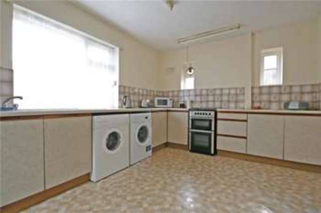  Image of 2 bedroom Detached house for sale in Rectory Close Byfleet West Byfleet KT14 at Byfleet  Byfleet, KT14 7LS