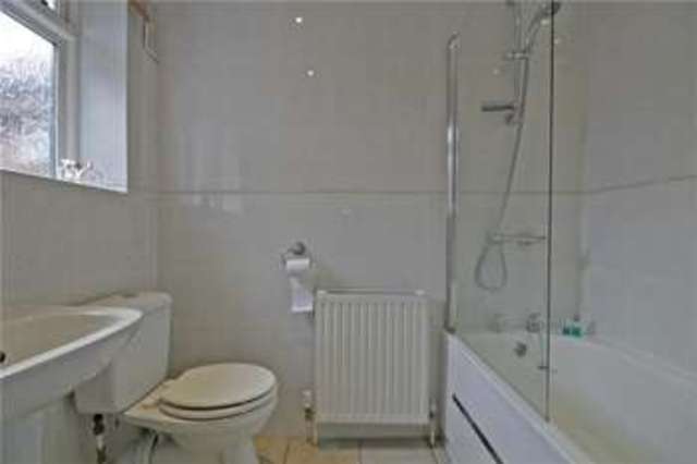 Image of 2 bedroom Detached house for sale in Rectory Close Byfleet West Byfleet KT14 at Byfleet  Byfleet, KT14 7LS