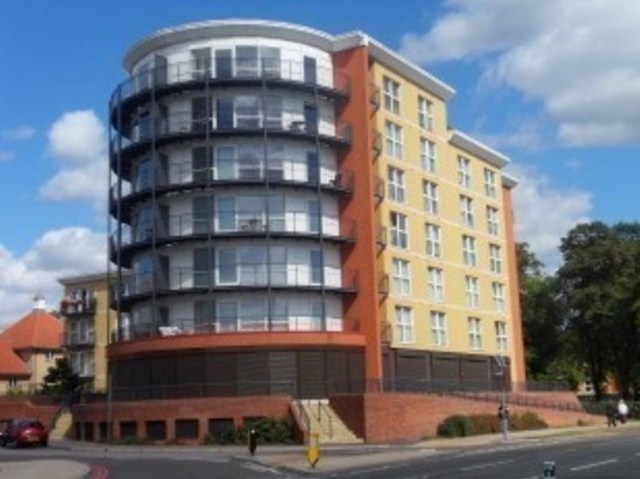  Image of 1 bedroom Flat for sale in Royal Crescent Ilford IG2 at REGAL HOUSE ROYAL CRESCENT NEWBURY PARK, IG2 7NH