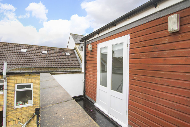  Image of 2 bedroom Semi-Detached house for sale in Regal Row London SE15 at Regal Row Astbury Road Peckham, SE15 2NH