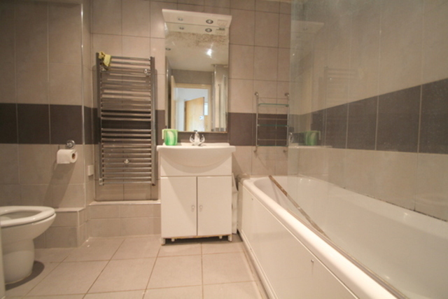  Image of 1 bedroom Apartment to rent in Regent Square London E3 at Regents Square  London, E3 3HQ