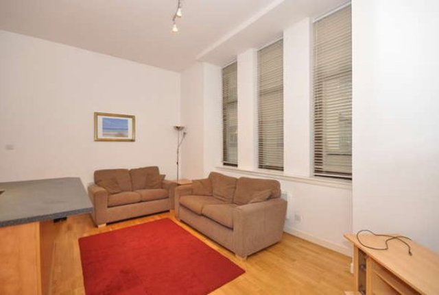  Image of 1 bedroom Flat to rent in Renfield Street Glasgow G2 at City Centre Glasgow Glasgow, G2 3AU