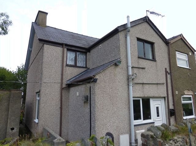  Image of 3 bedroom Terraced house for sale in Rhosbodrual Caernarfon LL55 at Rhosbodrual, LL55 2BN