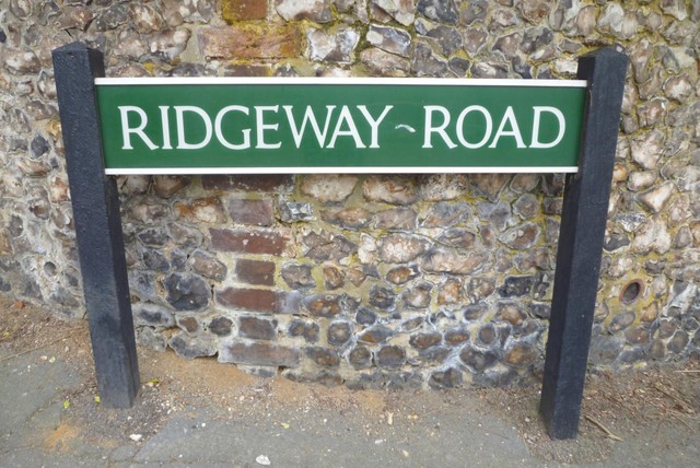  Image of 1 bedroom Flat to rent in Ridgeway Road Redhill RH1 at Redhill, RH1 6PH