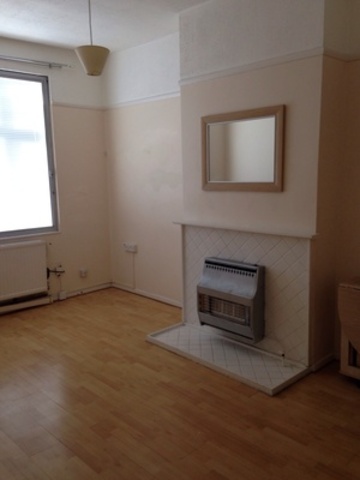  Image of 1 bedroom Flat for sale in Ripple Road Barking IG11 at Ripple road  Barking, IG11 7NT