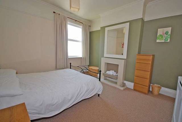  Image of 4 bedroom Terraced house for sale in Risca Road Newport NP20 at Risca Road  Newport, NP20 4HX