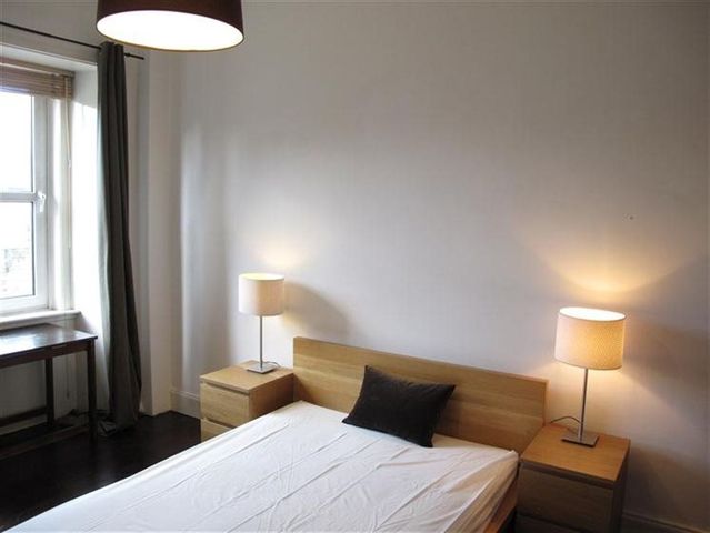  Image of 2 bedroom Flat to rent in Rodney Street Edinburgh EH7 at Canonmills Edinburgh Edinburgh, EH7 4DX