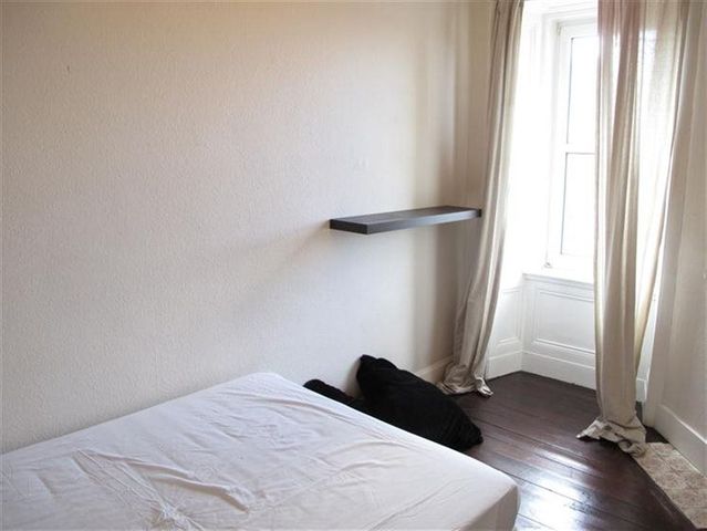  Image of 2 bedroom Flat to rent in Rodney Street Edinburgh EH7 at Canonmills Edinburgh Edinburgh, EH7 4DX