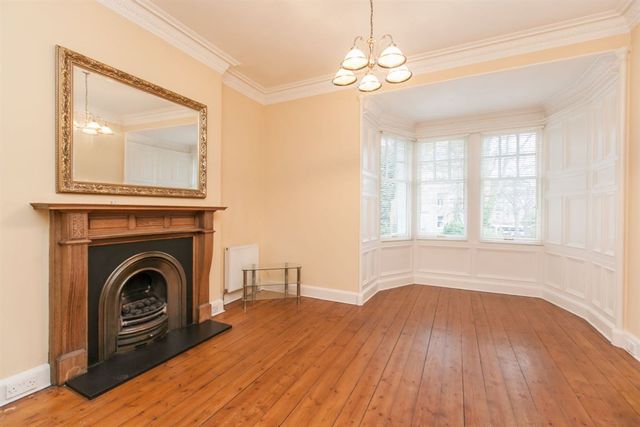  Image of 4 bedroom Detached house to rent in Roseburn Cliff Edinburgh EH12 at West End Edinburgh Edinburgh, EH12 6AL
