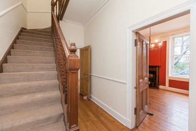  Image of 4 bedroom Detached house to rent in Roseburn Cliff Edinburgh EH12 at West End Edinburgh Edinburgh, EH12 6AL