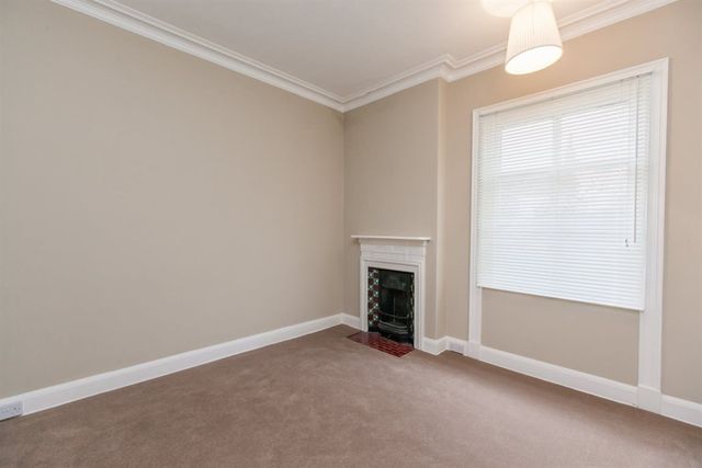  Image of 4 bedroom Detached house to rent in Roseburn Cliff Edinburgh EH12 at West End Edinburgh Edinburgh, EH12 6AL