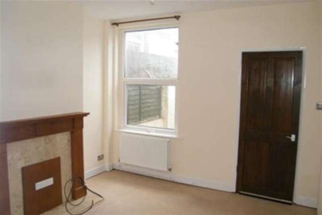  Image of 2 bedroom Terraced house to rent in Rossington Road Sneinton Nottingham NG2 at Nottingham, NG2 4HY