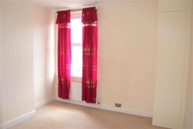  Image of 2 bedroom Terraced house to rent in Rossington Road Sneinton Nottingham NG2 at Nottingham, NG2 4HY