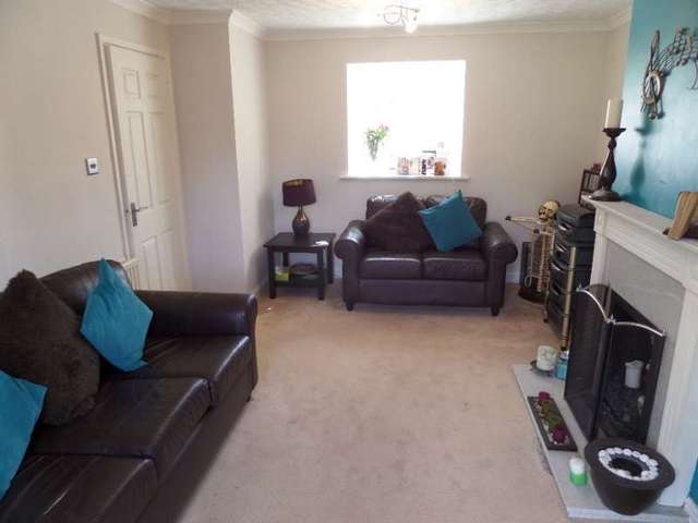  Image of 3 bedroom Detached house for sale in Rothersthorpe Giffard Park Milton Keynes MK14 at Milton Keynes, MK14 5JL
