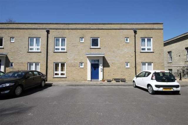  Image of 2 bedroom Apartment for sale in Weevil Lane Gosport PO12 at The Officers Quarters Royal Clarence Yard Gosport, PO12 1AG