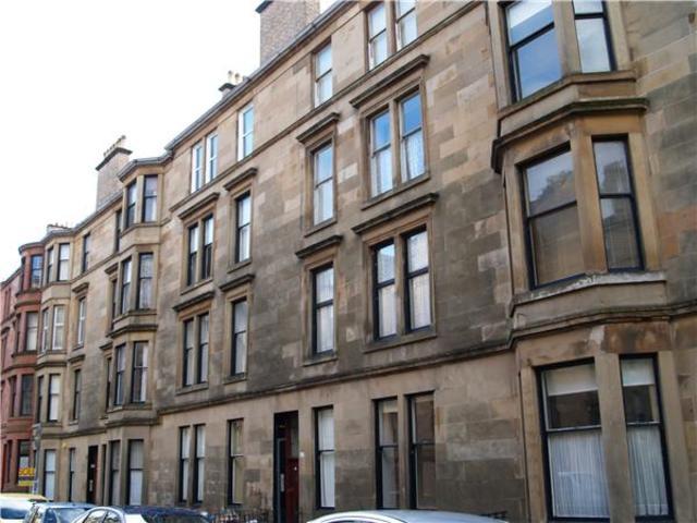  Image of 3 bedroom Flat to rent in Ruthven Street Glasgow G12 at Dowanhill Glasgow Glasgow, G12 9BY