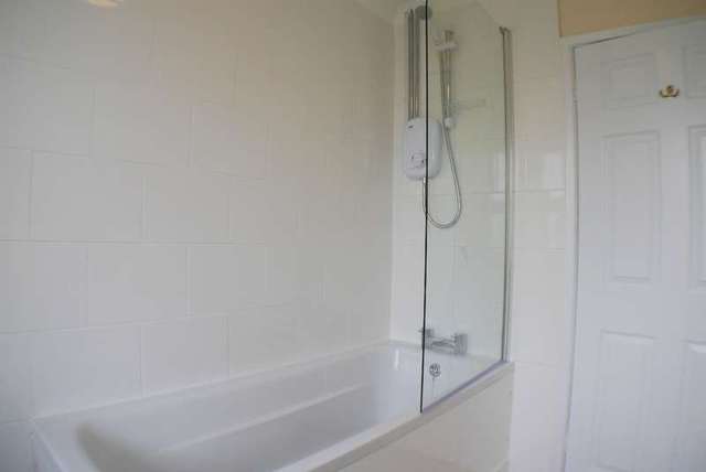  Image of 5 bedroom Detached house to rent in Ridgeway Road Salisbury SP1 at Salisbury, SP1 3BU