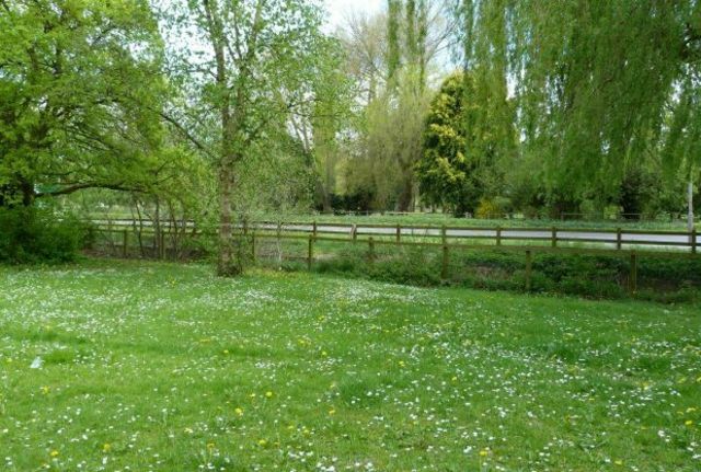  Image of 3 bedroom Flat for sale in Carmelite Way Salisbury SP1 at Salisbury, SP1 2HW