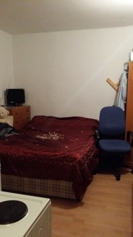  Image of Terraced house to rent in Saltash Road Ilford IG6 at SALTASH ROAD  HAINUALT, IG6 2NL