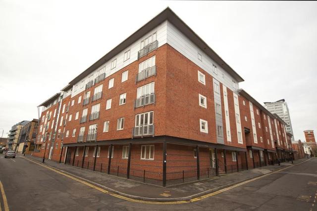  Image of 2 bedroom Apartment to rent in Gas Street Birmingham B1 at Birmingham, B1 2JX