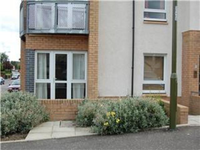  Image of 2 bedroom Flat to rent in Saughton Mains Street Edinburgh EH11 at Stenhouse Edinburgh Edinburgh, EH11 3HH