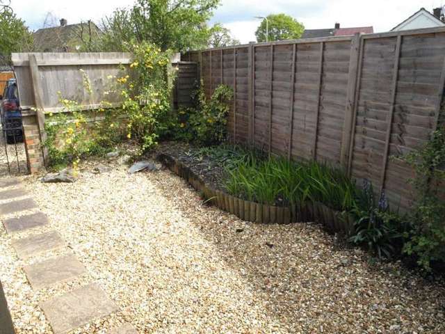 Image of 3 bedroom End of Terrace for sale in Severn Road Farnborough GU14 at Severn Road  Farnborough, GU14 9NQ