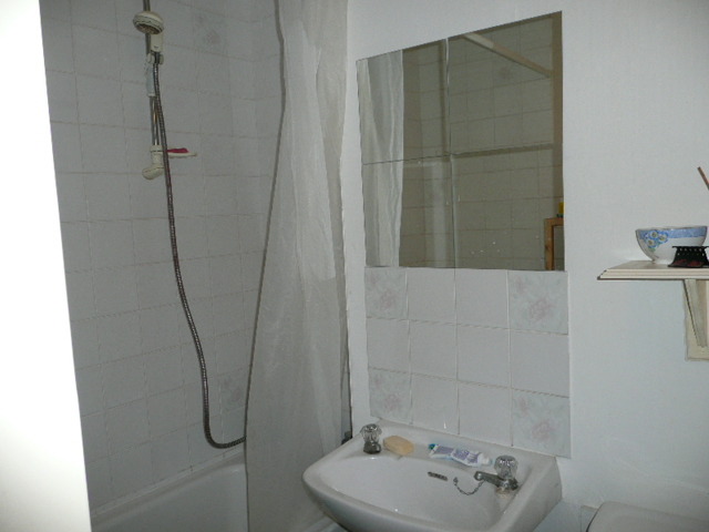  Image of 1 bedroom Flat to rent in Shakespeare Street Glasgow G20 at North Kelvinside Glasgow Glasgow, G20 8TJ