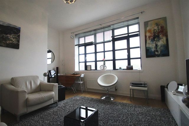  Image of 1 bedroom Flat to rent in Shieldhall Road Govan Glasgow G51 at Hillington Glasgow Glasgow, G51 4HE