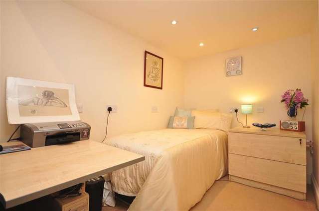  Image of 2 bedroom Apartment for sale in Shore Road Bonchurch Ventnor PO38 at Bonchurch Ventnor Ventnor, PO38 1RH