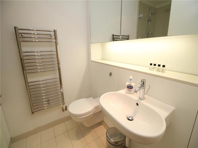  Image of 1 bedroom Flat to rent in Simpson Loan Edinburgh EH3 at City Centre Edinburgh Edinburgh, EH3 9GG