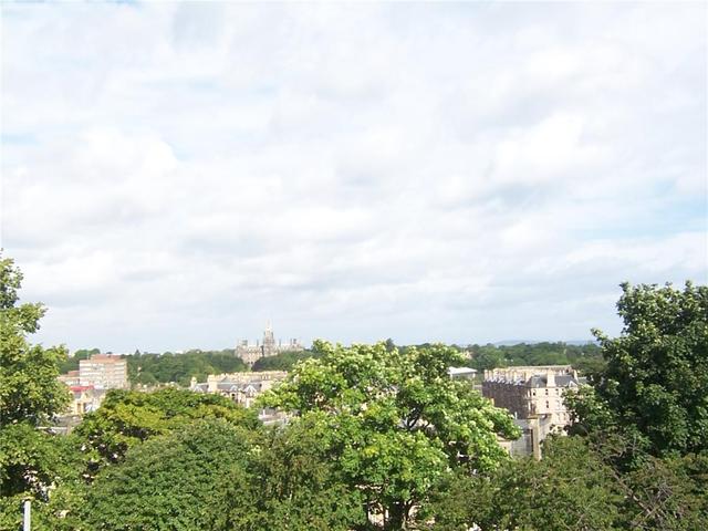  Image of 1 bedroom Flat to rent in South Learmonth Gardens Edinburgh EH4 at West End Edinburgh Edinburgh, EH4 1EZ