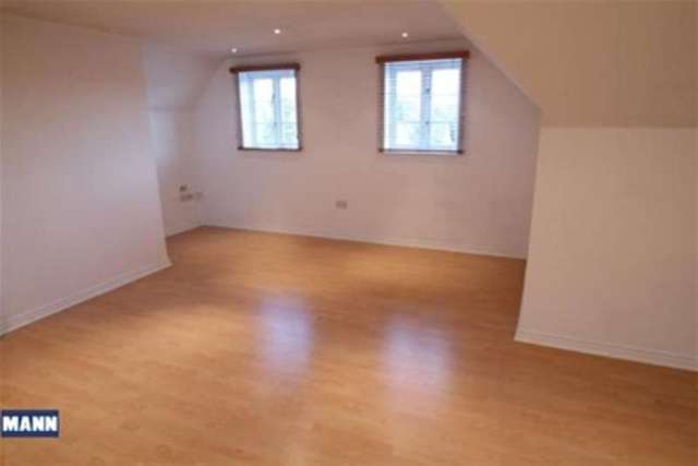  Image of 2 bedroom Flat to rent in Southbank Hextable Swanley BR8 at Swanley, BR8 7PP